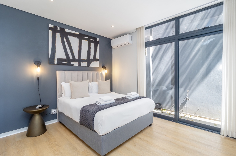 To Let 3 Bedroom Property for Rent in Green Point Western Cape